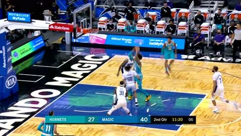 【NBA集锦】格雷厄姆假投真传 华盛顿顺下接球双手挂筐重扣