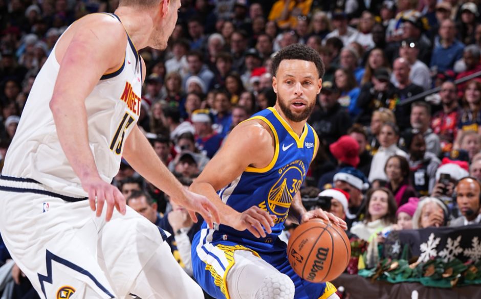 圣诞大战魔咒延续库里三分13中3正负值最差约基奇26148