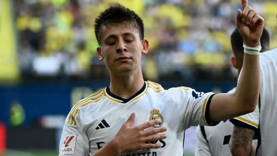 欧洲杯:土耳其公布35人初选名单,恰尔汗奥卢领衔