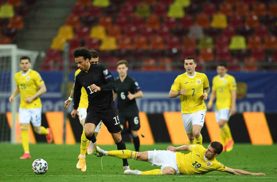 罗马尼亚足球队在欧洲足坛的地位虽然经历了一些波折,但依然保持着