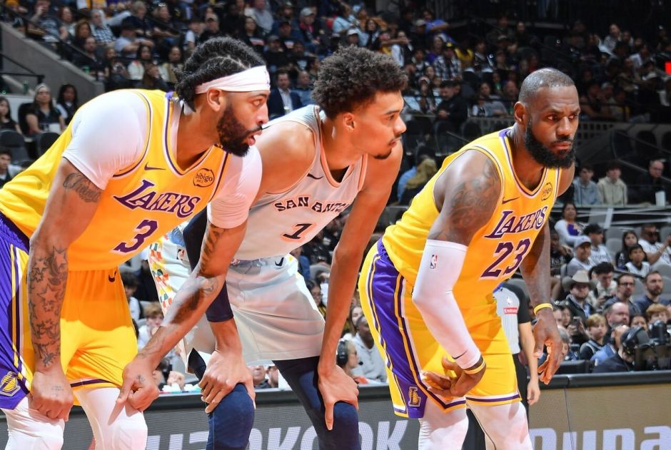 14日NBA前瞻：詹眉力争三杀文班亚马 库里有望送猛龙六连败