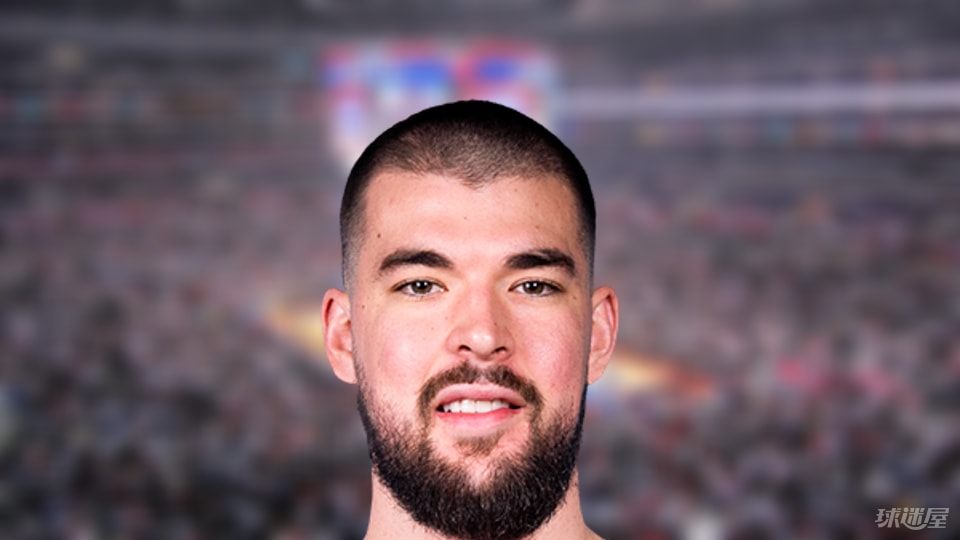 NBA每日篮板王：伊维察·祖巴茨14篮板(2025年05月04日)