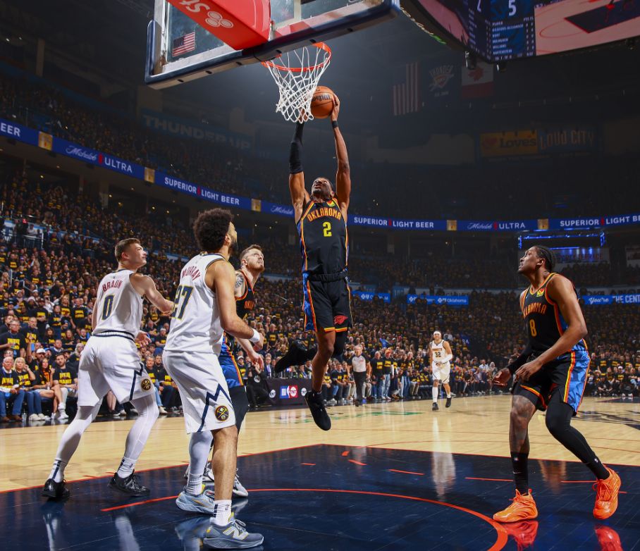 NBA季后赛战报：雷霆大胜掘金刷纪录扳成1-1 SGA34分约基奇17+8