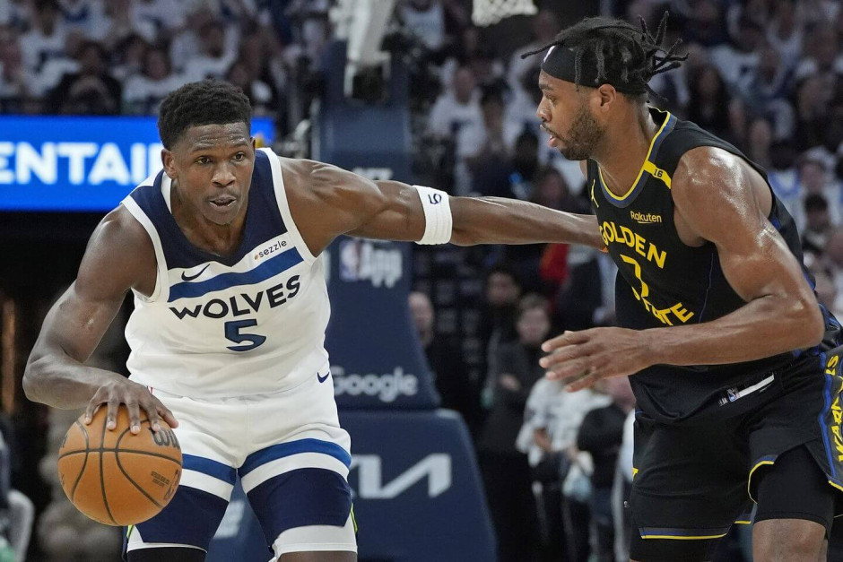 NBA季后赛勇士vs森林狼 爱德华兹脚踝扭伤退场！森林狼宣布G2回归成疑