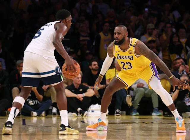 5月9日讯，前NBA球员斯泰西金在个人博客中就詹姆斯与史上最伟大球员的话题发表了言论。斯泰西金直言...