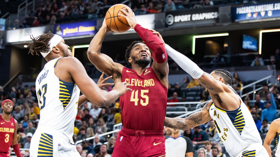 NBA季后赛骑士vs步行者今日战报 米切尔伤退！步行者大胜骑士夺得赛点！