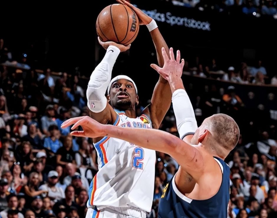 雷霆竟把掘金跑的呼哧带喘？NBA战报：单节只得9分 亚历山大25分MVP之战完胜