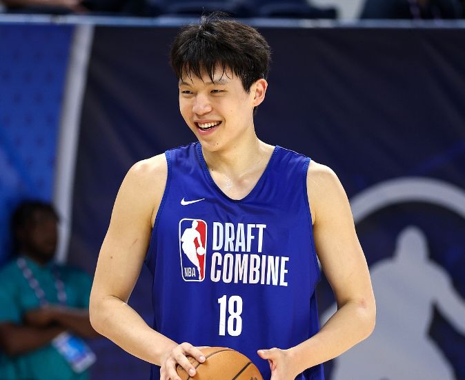 杨瀚森模拟选秀汇总：两家预测首轮+基本稳定次轮 被选中概率极大