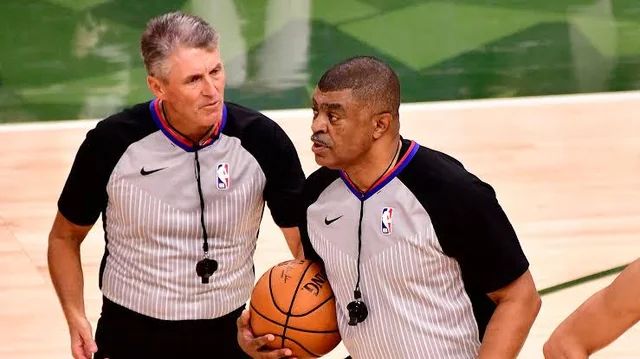 NBA官宣总决赛裁判12人名单：福斯特两项数据居首 托尼兄弟在列