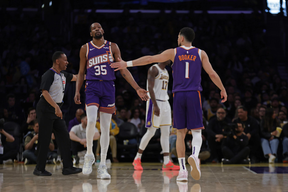 美记透露：NBA业内人士、其他球队以及联盟经纪人普遍将杜兰特视为一年期租借球员