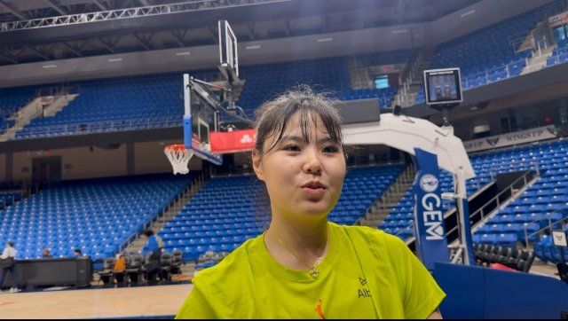 三分11中10！李月汝加盟飞翼后首次发声：和佩奇一起打球非常兴奋