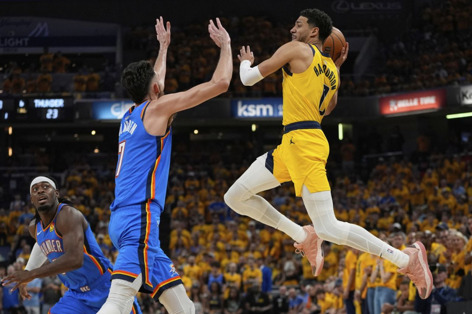 NBA总决赛步行者vs雷霆战报 亚历山大半场16分 哈利伯顿伤退首节3记三分