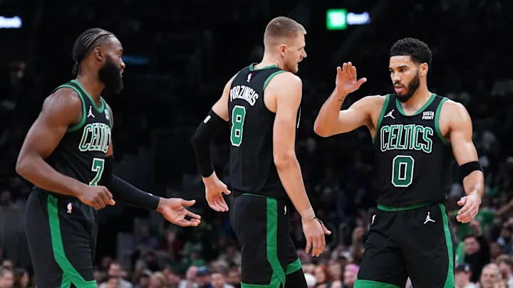 NBA最新交易消息 交易浪潮 交易霍乐迪后凯尔特人仍然与多名核心球员谈判