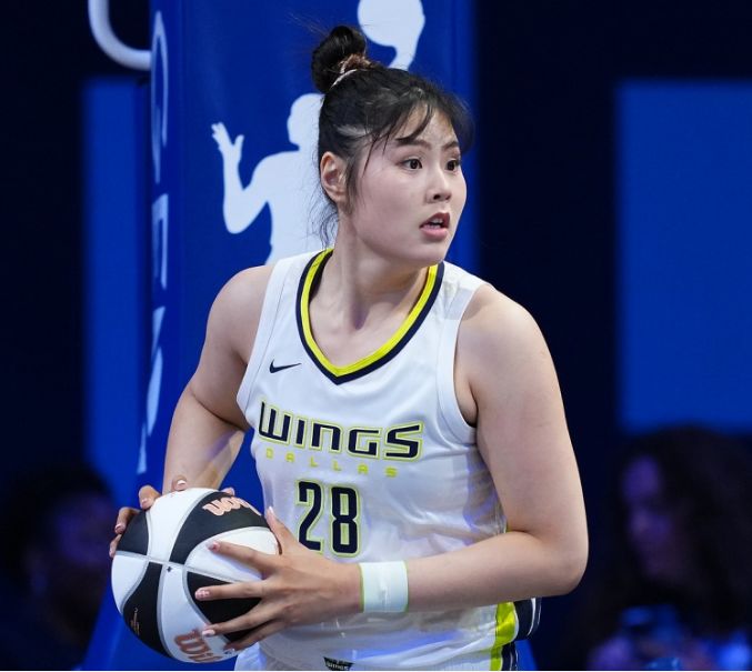 WNBA：李月汝首发10+15创多项纪录 加盟4战3胜飞翼复仇梦想