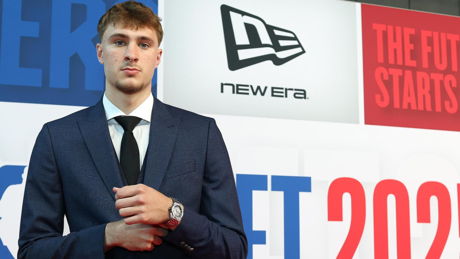2025NBA状元库珀-弗拉格 前往独行侠联手欧文&戴维斯