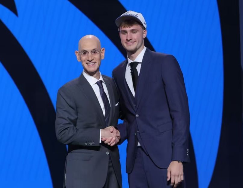 一文读懂NBA选秀：杨瀚森16号秀林葳落选 湖人被截胡勇士选两人