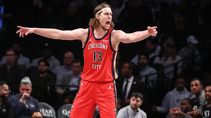 NBA最新交易！奇才将奥利尼克送至马刺，换回布兰纳姆、韦斯利和一个26年的次轮
