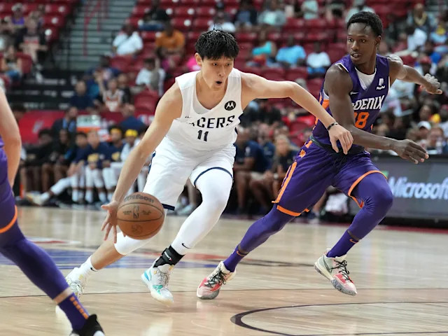 篮网媒体：曾凡博将在本月底前往布鲁克林，预计会为NBA中国赛做好准备