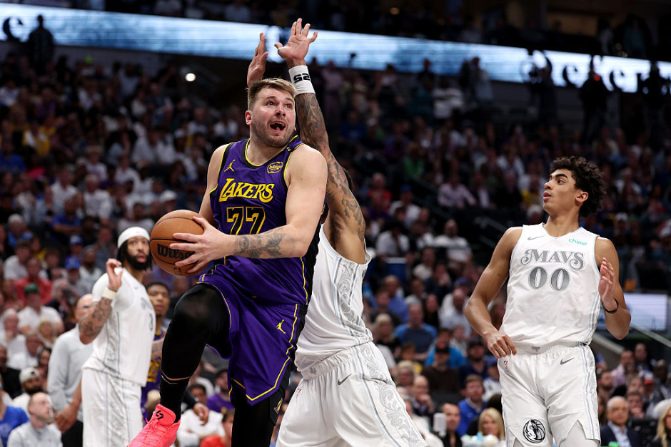 NBA球探：东契奇现在的状态看起来棒极了，现在的身形和2018年刚进NBA时很像