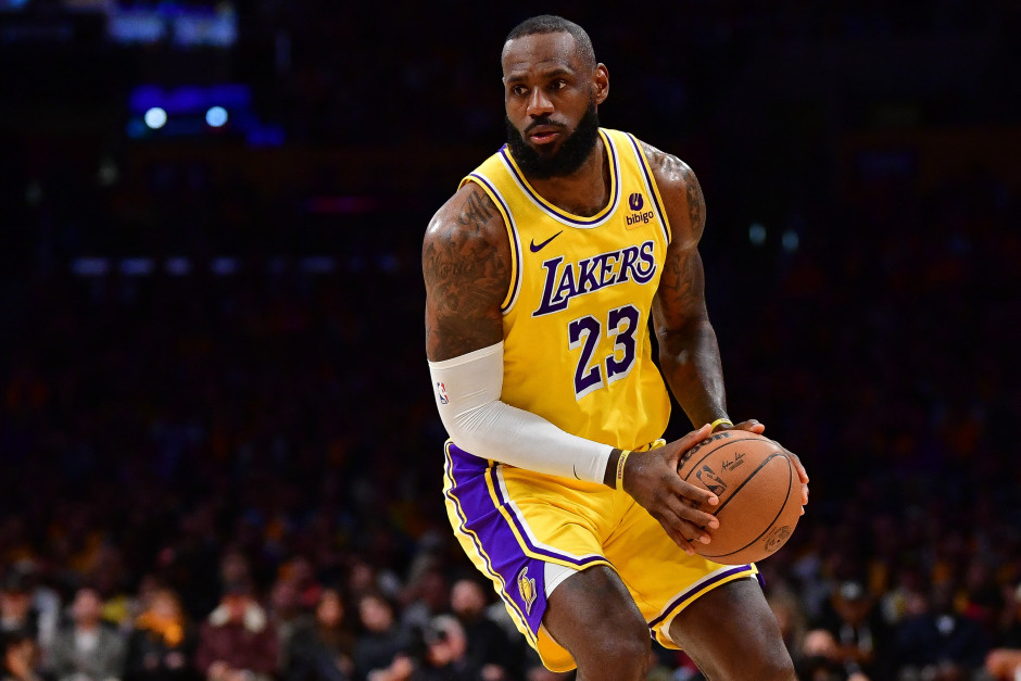 美媒评选21世纪Top25球员 詹姆斯高居榜首 库里位列第二 邓肯排名第三
