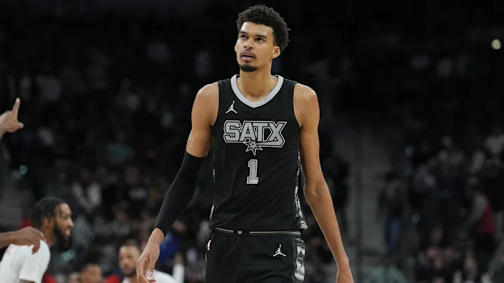 ESPN评选“下赛季最佳防守球员” 文班亚马断层第一 莫布里第二 字母哥排名第三