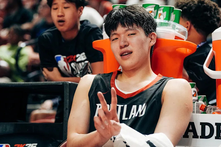 队记：杨瀚森虽然技能包齐全，但我很难相信他刚进入NBA就能顶替罗威的位置