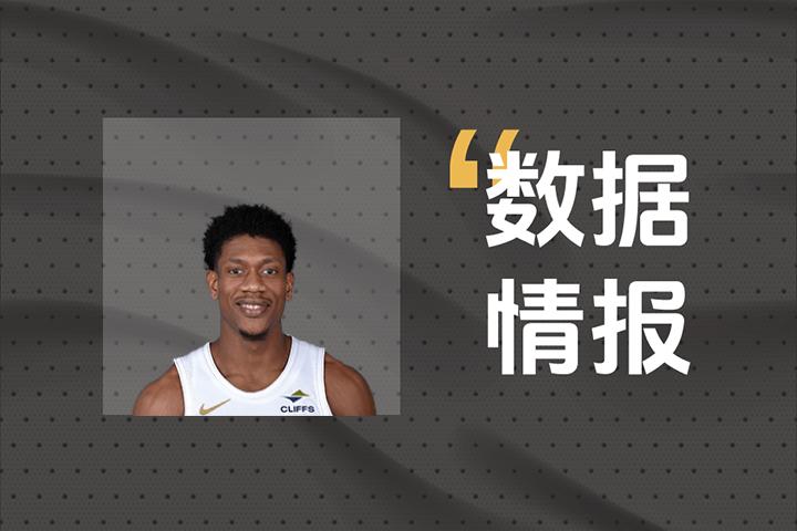 关键输出！亨特9投7中拿下17分7板