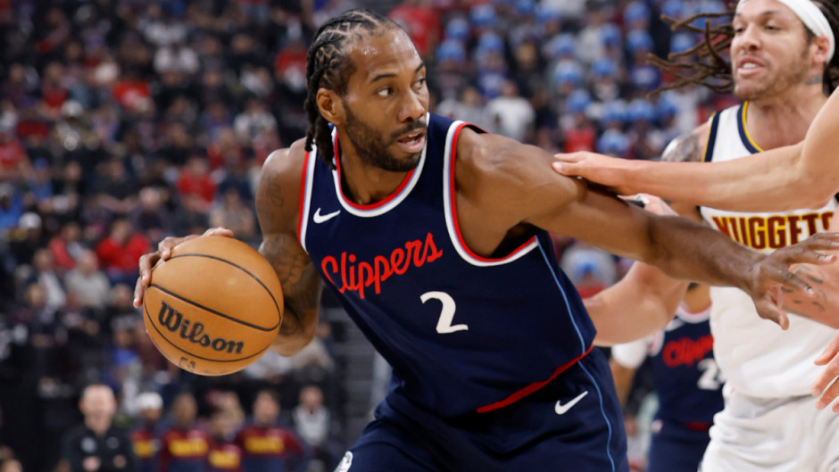 NBA季前赛快船vs广州龙狮半场战报 快船半场结束仅领先龙狮5分