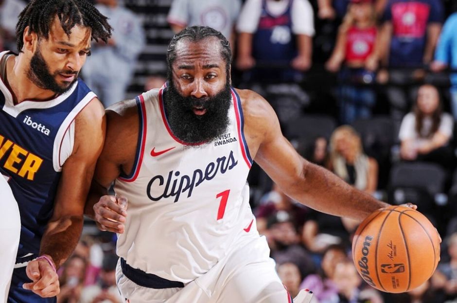 NBA季前赛战报：小卡17分哈登11助 约基奇12+9+6掘金擒快船