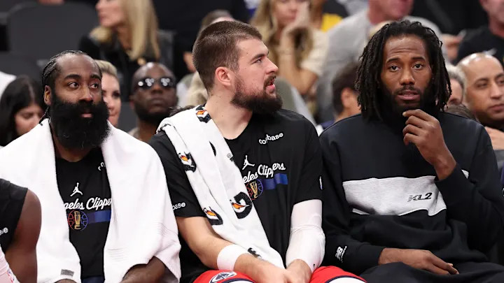 NBA季前赛快船vs掘金首发名单出炉！哈登、伦纳德、科林斯、小琼斯、祖巴茨