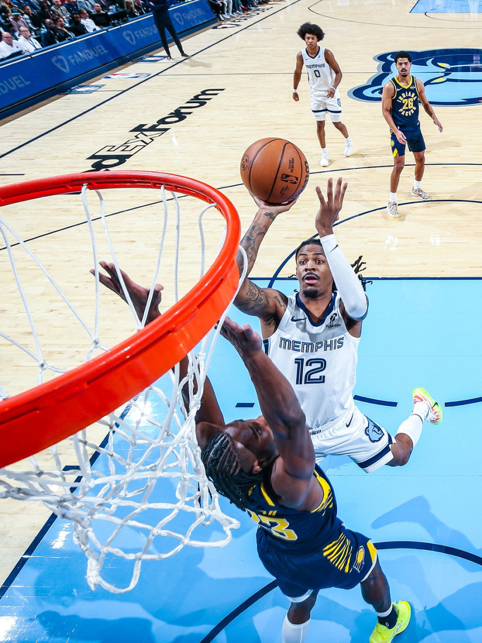 NBA高清直播在线直播:常规赛灰熊vs勇士(10月28日)莫兰特能否限制库里? NBA高清直播在线直播:常规赛灰熊vs勇士(10月28日)莫兰特能否限制库里?