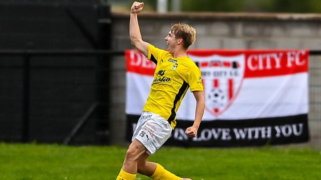 库普斯vs赫尔火花