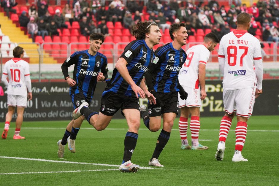 比萨vs拉齐奥、