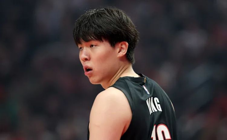 NBA回放全场录像高清:常规赛开拓者vs爵士(10月30日)杨瀚森仅获3分47秒登场时间表现低迷 NBA回放全场录像高清:常规赛开拓者vs爵士(10月30日)杨瀚森仅获3分47秒登场时间表现低迷