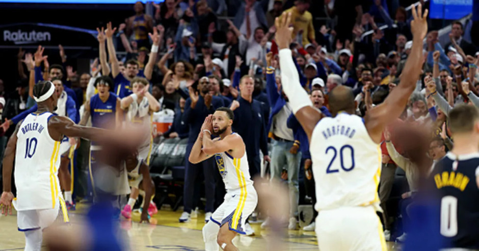 美记:勇士将迎来18天打10场比赛的魔鬼赛程,期间还包含一波6连客 美记:勇士将迎来18天打10场比赛的魔鬼赛程,期间还包含一波6连客