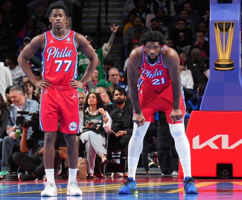 时间多给2分钟来背锅?大帝25分钟20+6丢绝杀 马克西才该为失利担责 时间多给2分钟来背锅?大帝25分钟20+6丢绝杀 马克西才该为失利担责