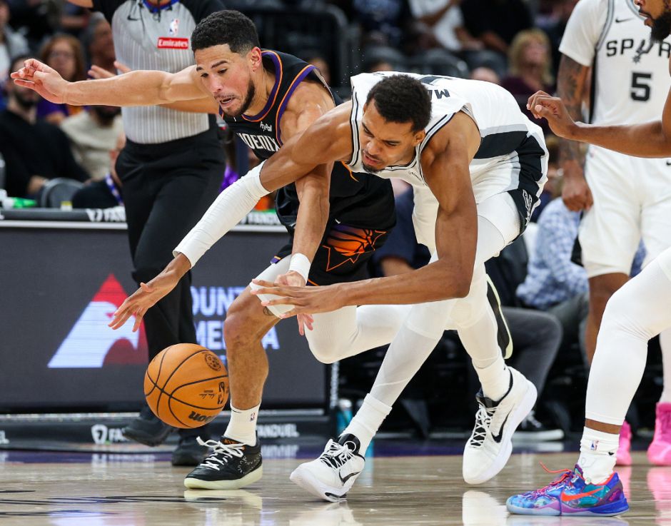 马刺首败！文班亚马14中4吞最差一战 场均得分骤降MVP排名将迎暴跌