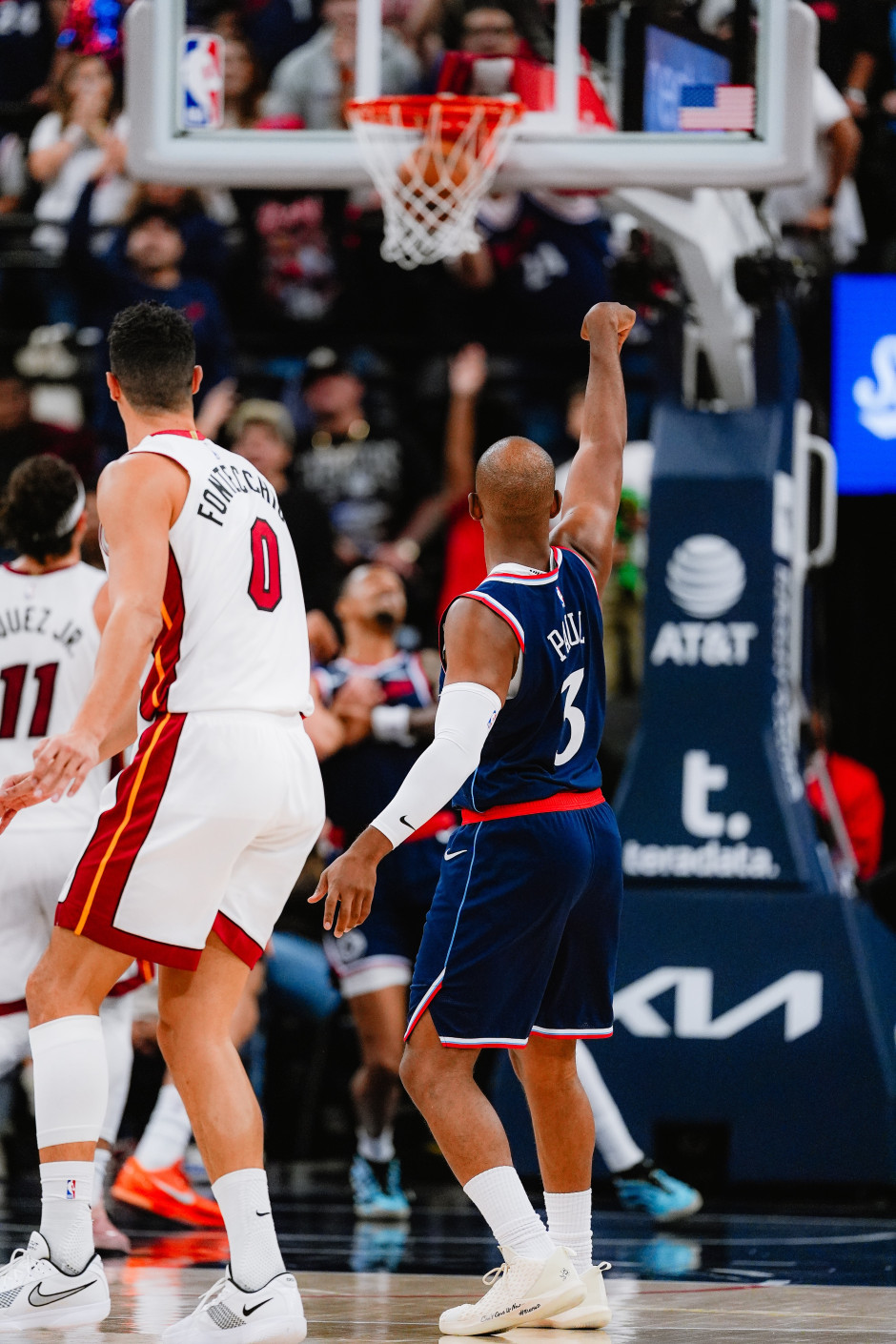 NBA杯赛录像回放完整版-热火vs快船全场回放(11.4)哈登29+7+8火力全开仍难救主 NBA杯赛录像回放完整版-热火vs快船全场回放(11.4)哈登29+7+8火力全开仍难救主