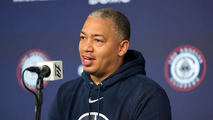 快船主帅：目前没有确定伦纳德和比尔是否参加明天对阵雷霆的比赛