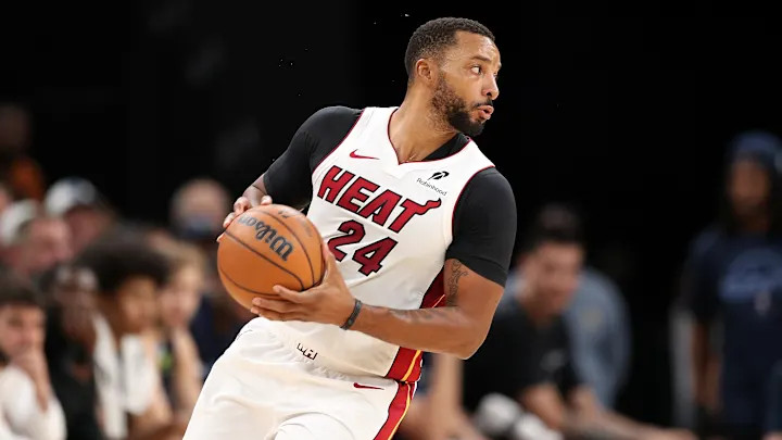 NB常规赛热火vs快船 鲍威尔火线复出迎战旧主 此前因腹股沟伤势缺席三场比赛 NB常规赛热火vs快船 鲍威尔火线复出迎战旧主 此前因腹股沟伤势缺席三场比赛