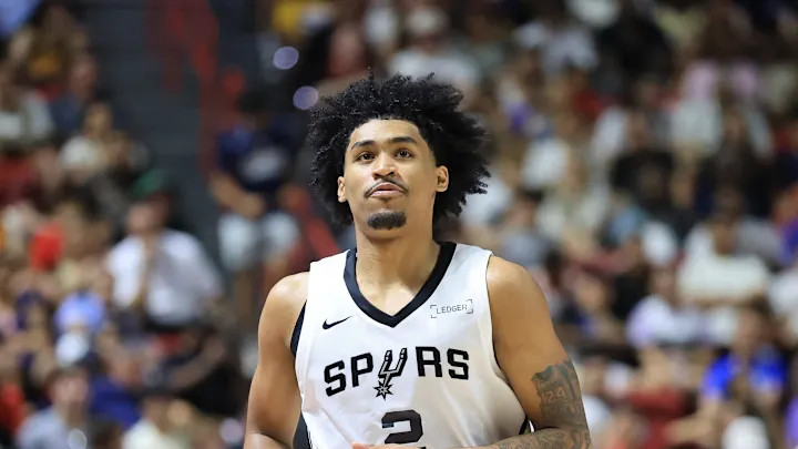 Shams：马刺榜眼秀迪伦·哈珀左小腿拉伤，预计将缺席未来数周的比赛