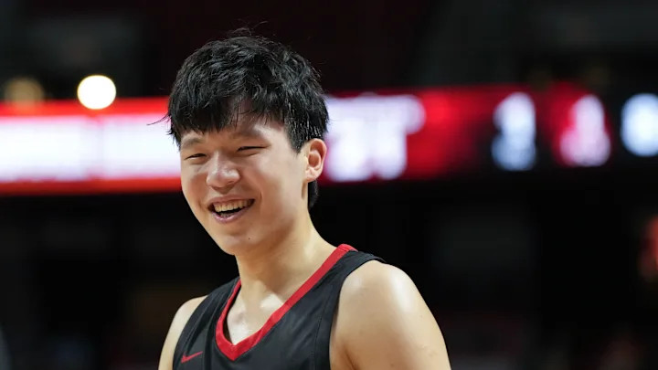 美记:开拓者是从长远角度规划杨瀚森的发展,所以球队对他的现状并未感到失望 美记:开拓者是从长远角度规划杨瀚森的发展,所以球队对他的现状并未感到失望