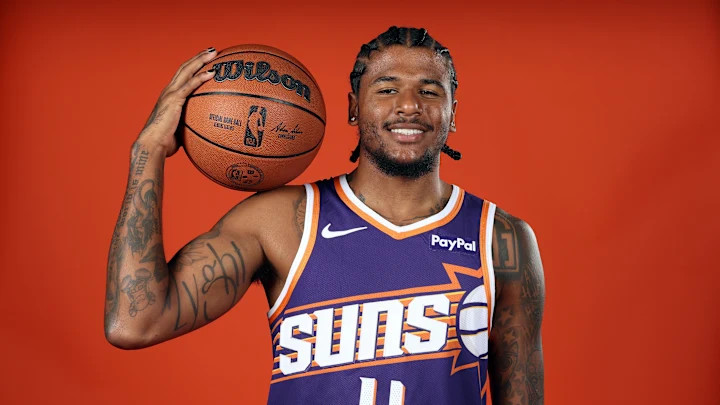 杰伦格林迎来太阳首秀!半场得到16分2板2助1断正负值+7全队最高 杰伦格林迎来太阳首秀!半场得到16分2板2助1断正负值+7全队最高