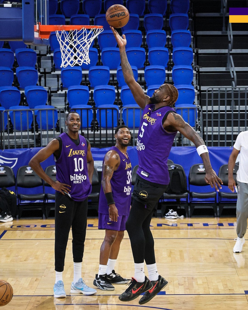 NBA常规赛-湖人vs老鹰首发名单预测(11月9日) NBA常规赛-湖人vs老鹰首发名单预测(11月9日)