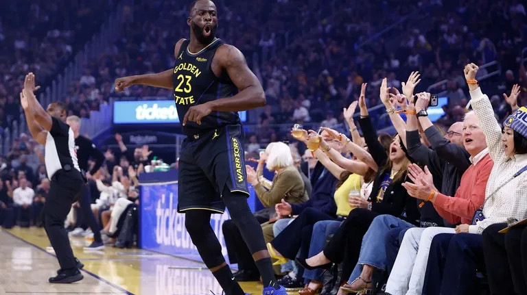 追梦成为NBA历史上达成5000助攻里程碑第三快的前锋球员，仅次于詹姆斯和伯德