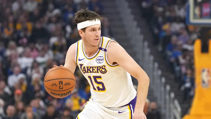 NBA常规赛湖人vs黄蜂 湖人伤病报告出炉！里夫斯再次缺席