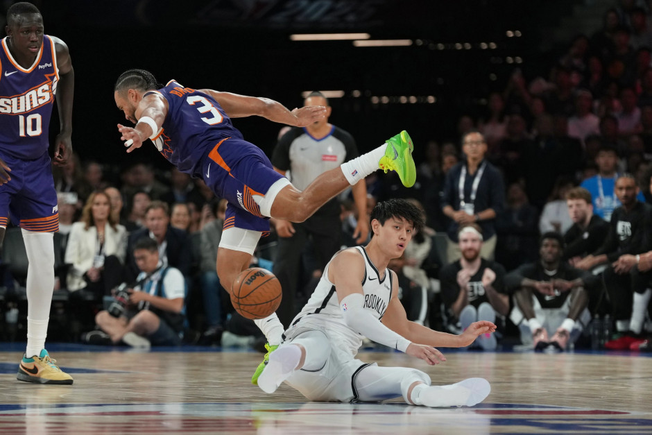 外媒：曾凡博近期在澳洲训练引发多支NBL球队关注， 目前双方正就潜在合同展开谈判