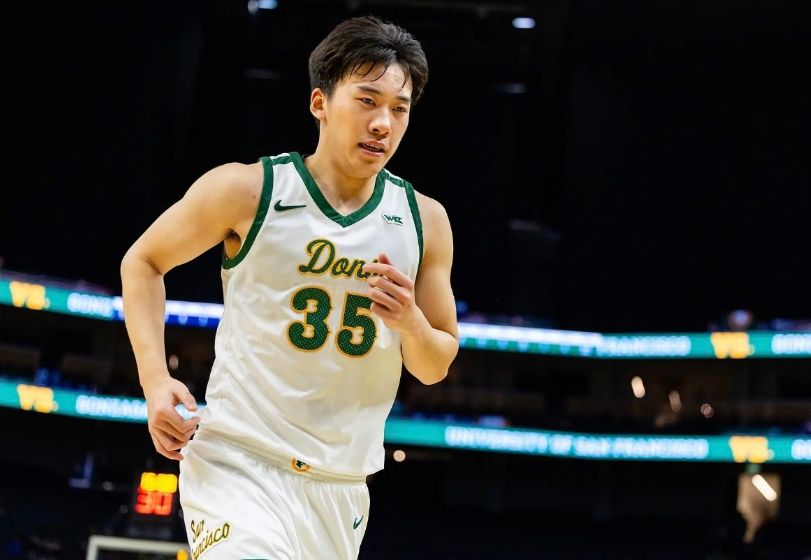 中国双星遇冷:王俊杰5中1两战仅12中2 赵维伦连两场被弃用 中国双星遇冷:王俊杰5中1两战仅12中2 赵维伦连两场被弃用