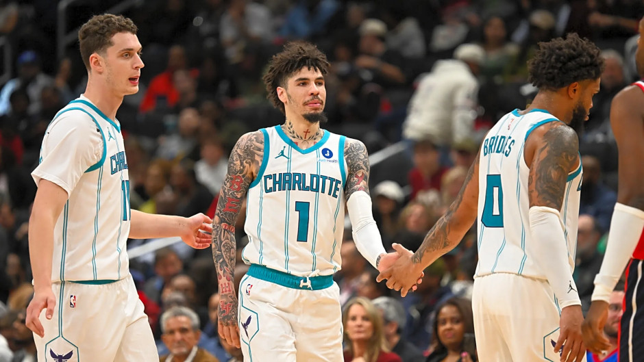 NBA杯小组赛黄蜂vs雄鹿 黄蜂伤病报告出炉!鲍尔大概率出战 卡尔克布伦纳缺席 NBA杯小组赛黄蜂vs雄鹿 黄蜂伤病报告出炉!鲍尔大概率出战 卡尔克布伦纳缺席