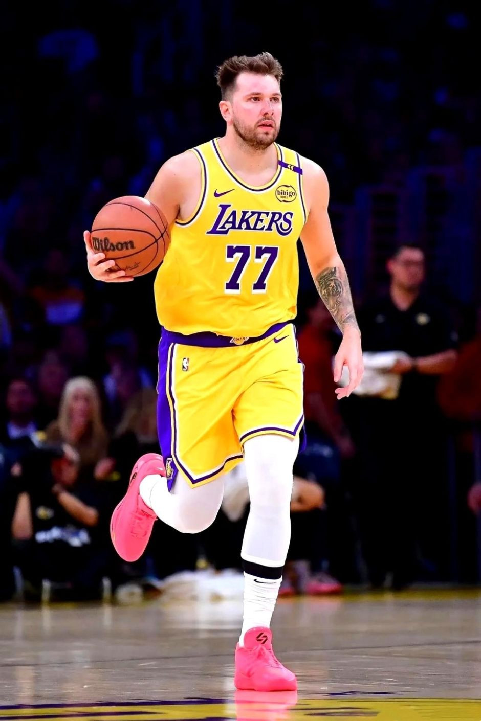 NBA高清直播在线直播:常规赛湖人vs雄鹿(11月16日)背靠背体能负担重!本场谁能笑到最后? NBA高清直播在线直播:常规赛湖人vs雄鹿(11月16日)背靠背体能负担重!本场谁能笑到最后?